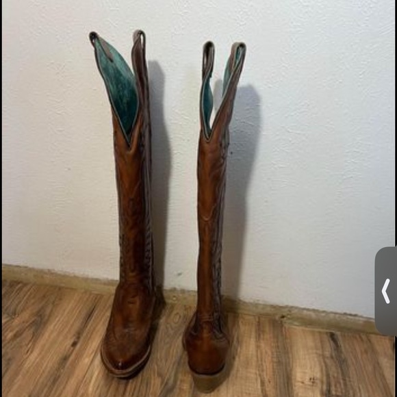 Women’s knee high Corral boots - Picture 3 of 5